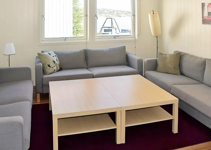 Dom wakacyjny 8 Person In Oksvoll